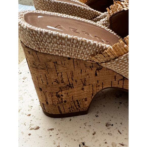 AEROSOLES Madina Crisscross Sand Raffia Wedge Cork Heel Sz 7 Boho Resort Vacay - Picture 4 of 5
